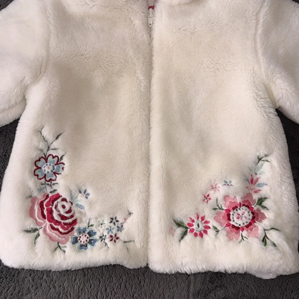 Baby Gap Faux Fur Coat Jacket‎ 18-24 Mos Ivory Lined Embroidered Winter Holiday